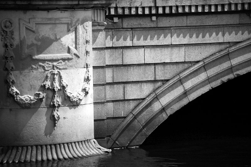 Black and white_0006